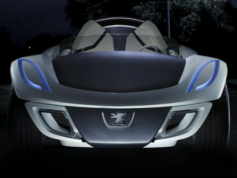  Peugeot Flux Concept 2007 года  (фото 3 из 6)